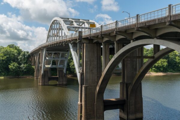 Edmund Pettus Bridge 8A40387F-CC8D-00A3-EDAAAE9E906178AA